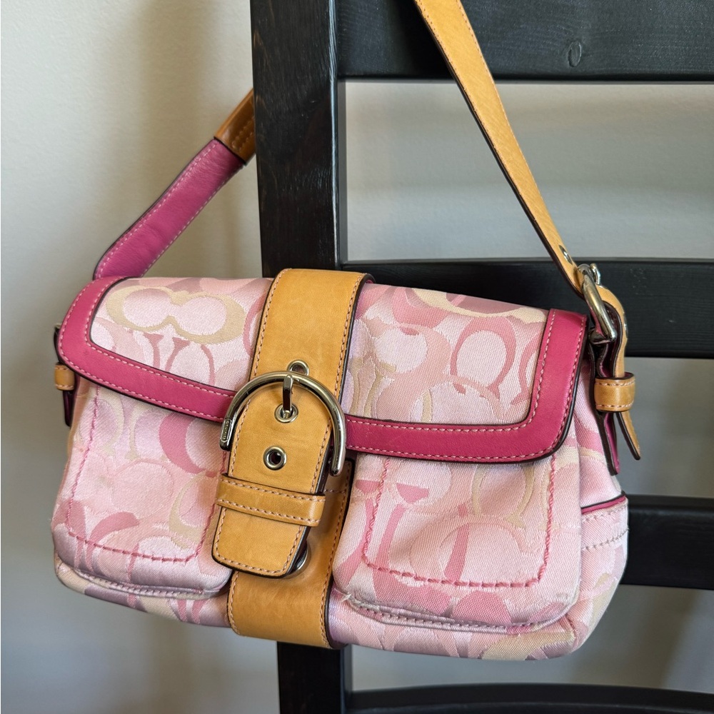 Coach mini handbag pink and yellow, very gently used - Picture 1 of 4